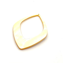 Mother of Pearl Charm Sku#M2519