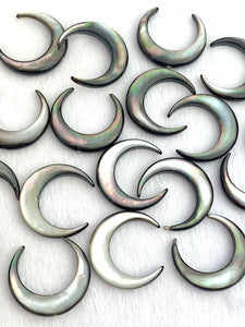 Mother of Pearl Moon Beads Sku#M1080