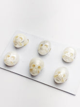 Carved Skull Edison Pearl Beads 13-15mm (679)