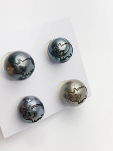 Carved Pig - Chinese Astrology Sign Tattoo Tahitian Pearl 12-13mm (742)