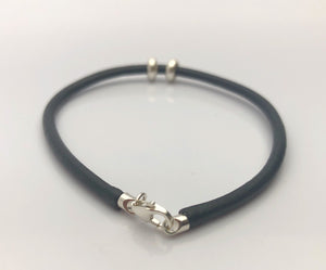 7.5” 3.0mm Black Leather Bracelet with stopper. (5012213075L2)