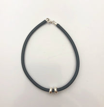 7.5” 3.0mm Black Leather Bracelet with stopper. (5012213075L2)