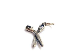 Scissor charm , sku#SSCR3SS