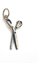 Scissor charm , sku#SSCR3SS