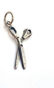 Scissor charm , sku#SSCR3SS