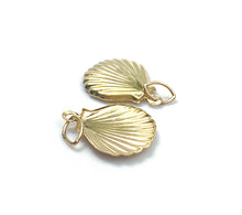 Beauty 14KHF sea shell charm , 14K gold filled , Sku #513