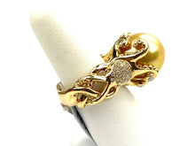 Stunning 14K gold south sea ring with 0.52 carat of diamonds