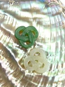 Dyed pretzel jade bead, SKU #JP28