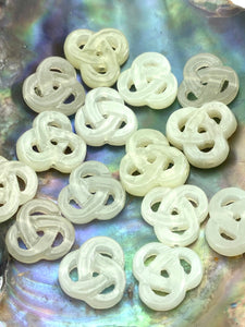 Dyed pretzel jade bead, SKU #JP28