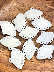 White South Sea Mother Of Pearl Fan Sku#M214