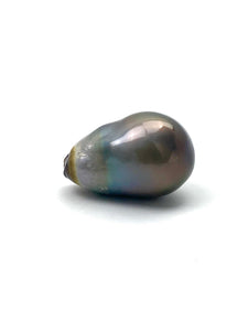 Tahitian pearl 27mm x 20mm GIANT Pearl