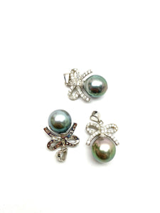 Sterling silver bow with Tahitian pearl pendant, SKU# 11233