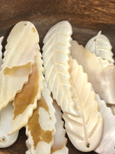 White South Sea Mother Of Pearl Leaf #5 Sku#M282