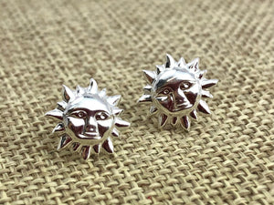 Smiley Face Sterling Silver Sun Sku#1864-5