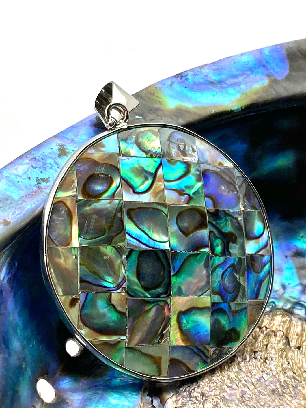 Stunning round abalone mother of pearl, SKU#M834