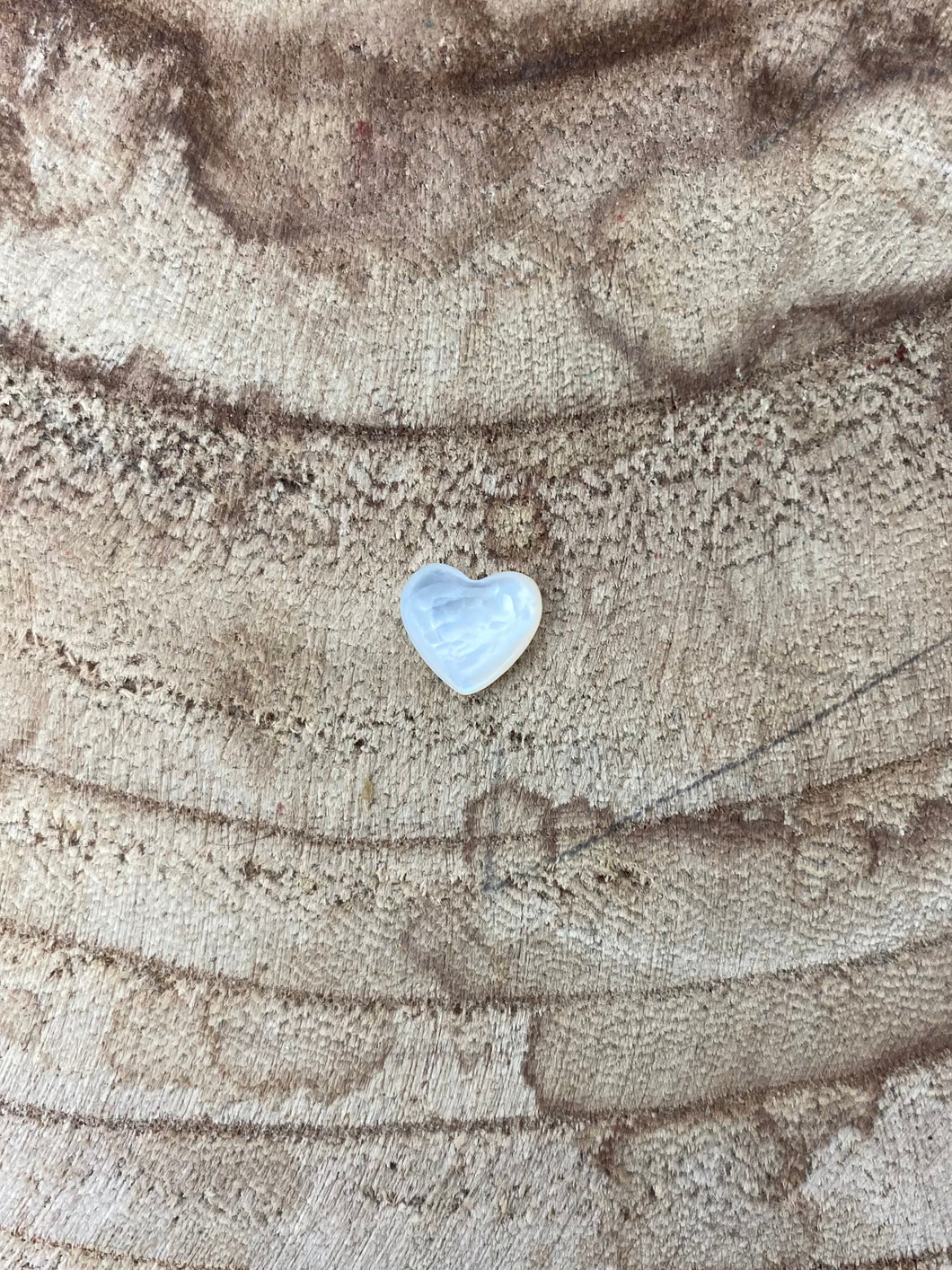 Heart Mother Of Pearl Beads, Sku#M2047