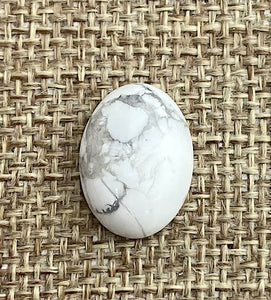 Howlite Oval Cabochon Sku#M2084