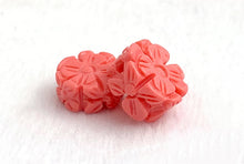 Mother of Pearl Flower Bead Sku#M704