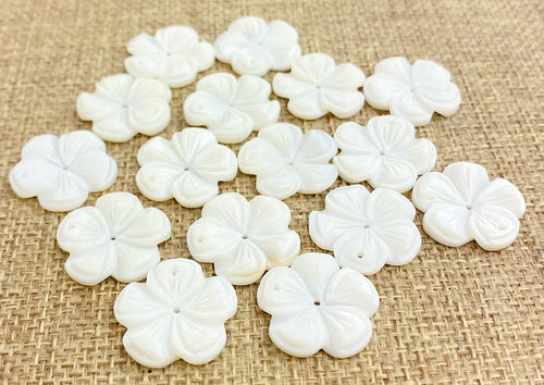 Mother of Pearl Flower Charm Sku#M66