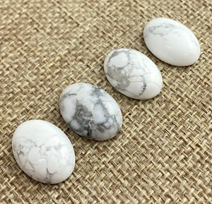 Howlite Oval Cabochon Sku#M2084