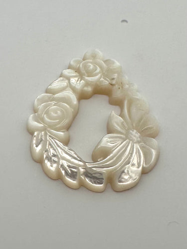 Mother Of Pearl Flower Drop, Sku#M2266