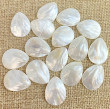 Mother of Pearl Charm Sku#M466